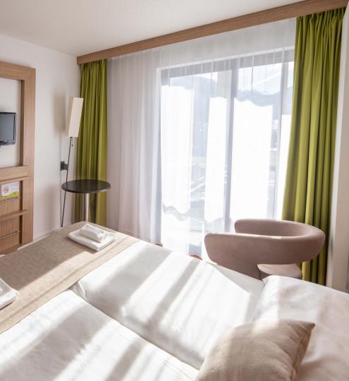 Spa Suite-Home de Briançon Serre-Chevalier - Chambre Spa Suite-Home de Briançon Serre-Chevalier - Rooms