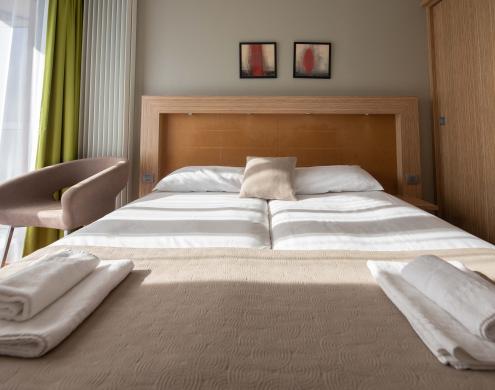 Suite-Home de Briançon Serre-Chevalier - Chambre Spa Suite-Home de Briançon Serre-Chevalier - chambre